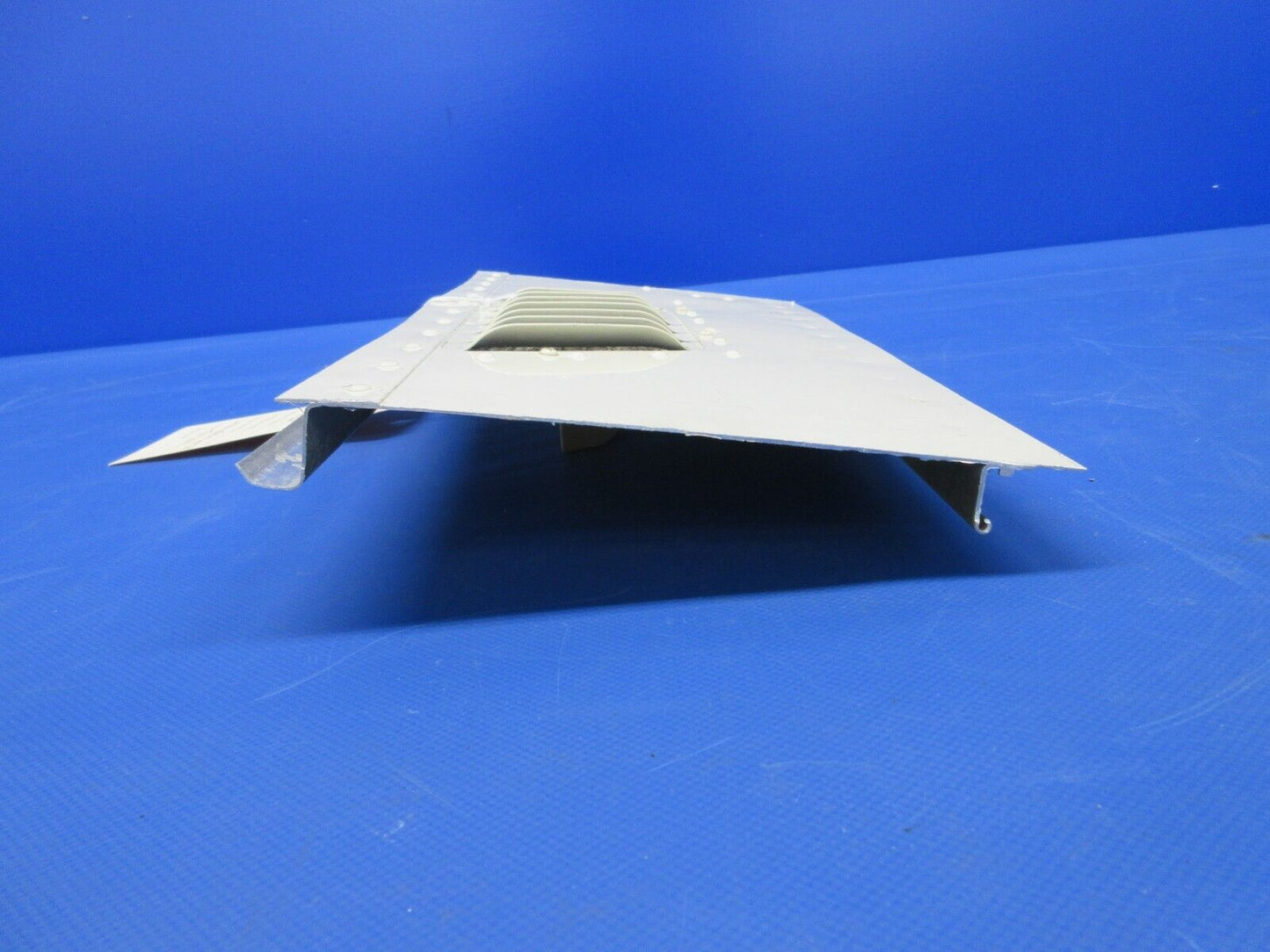 Piper PA-28-181 Archer Air Conditioning Exhaust Louver LH 99559-00  (0524-1058)