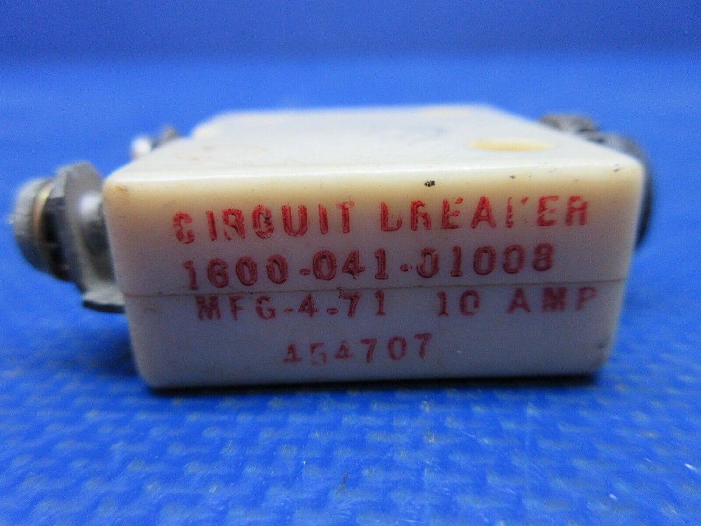 Cessna Wood Electric Circuit Breakers P/N 1600-041-01008 LOT OF 18 (0924-1367)