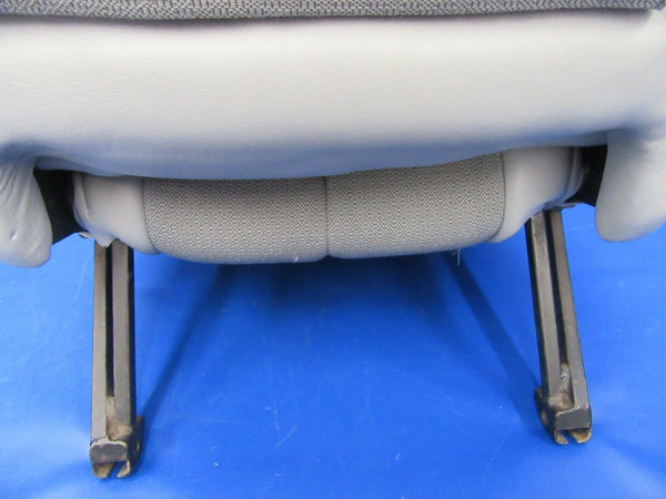 Beech Baron 95-B55 Seat RH Fourth Passenger Gray Leather 102-530094-7 (1119-30)