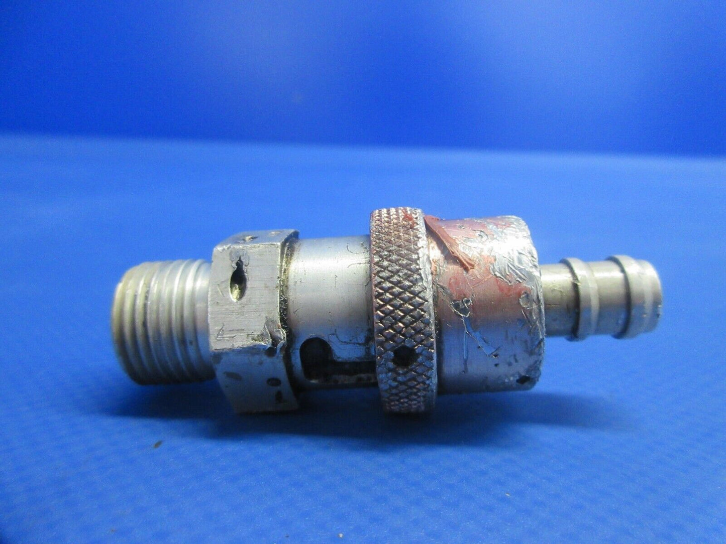 Continental TSIO-520-E9B Aeroquip Oil Drain Valve P/N AE99950G (0924-731)