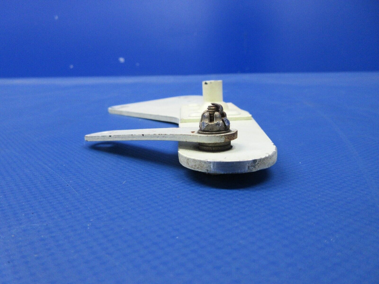 Bellanca 17-31A Viking Flap Bellcrank Assy P/N 192552 (0924-1336)