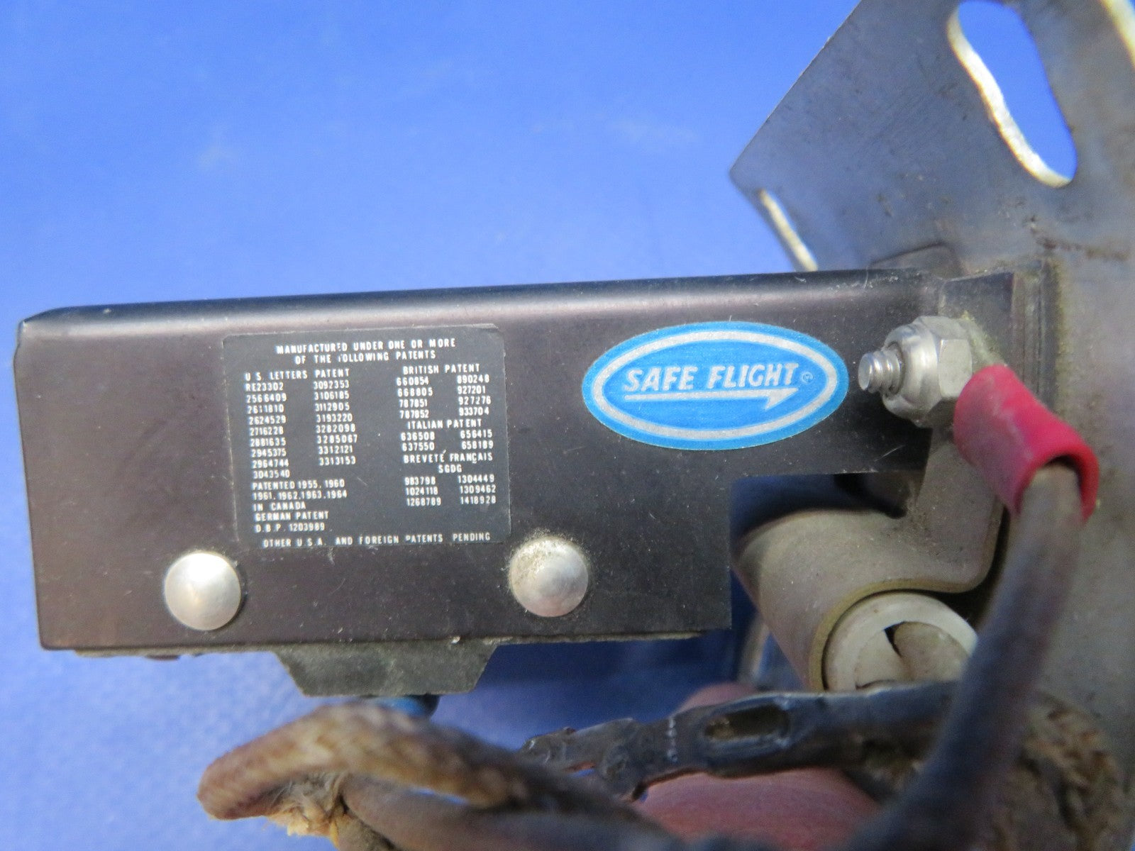 Cessna 421 Safe Flight Heated Lift Detector 28v P/N 146 CORE (0326-159)2