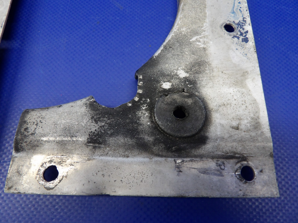 Beech Cabin Heater Aft Support Upper & LWR P/N 58-550020-17 & (-19) (0426-1464)9
