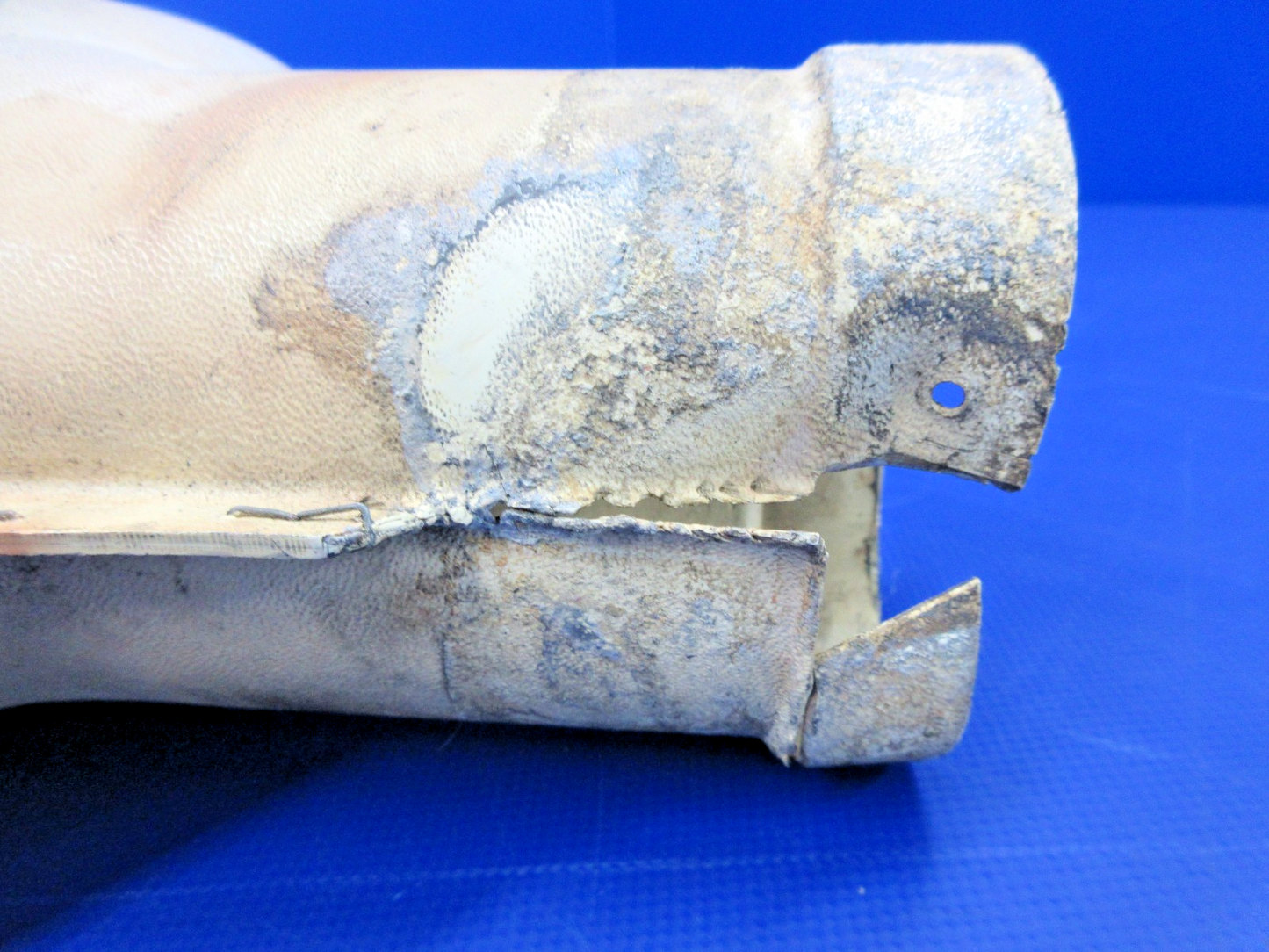 Beech 95 / D95A Travel Air Nose Heater Plenum P/N 95-554039-3 (0326-840)8