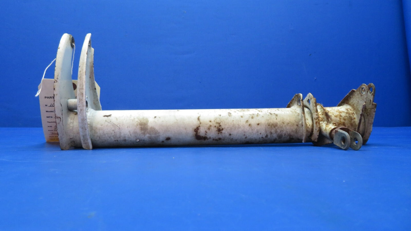 Cessna 401 RH Torque Tube Assy Main Gear P/N 5045010-8 (0523-225)0