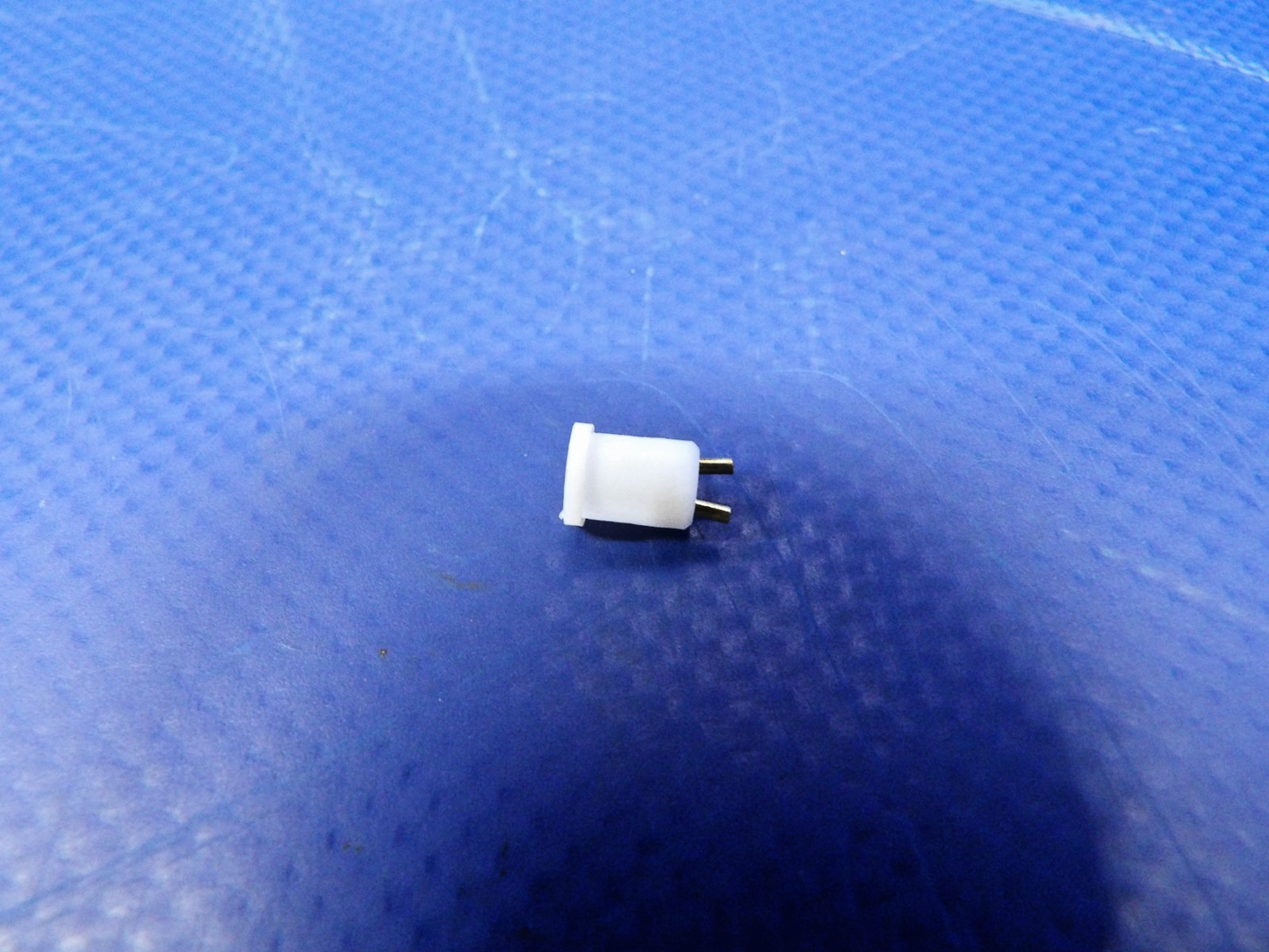 Beech Instrument Panel Light Socket w 8130 P/N 018-6000-000-209 NOS (0426-1276)9