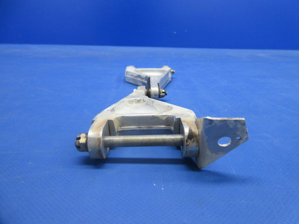 Piper PA-32RT-300T Lance II LH Main Landing Gear Torque Link 67012-00 (0924-917)