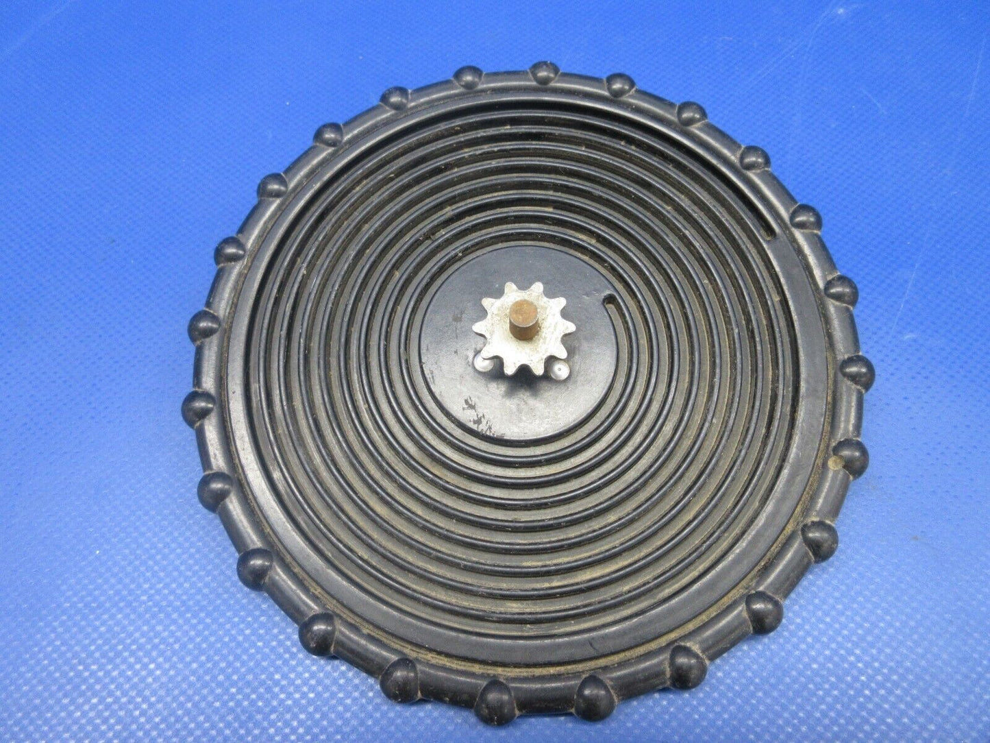 Cessna 210 Elevator Trim Wheel Assembly P/N 1260422-1 (0324-1111)