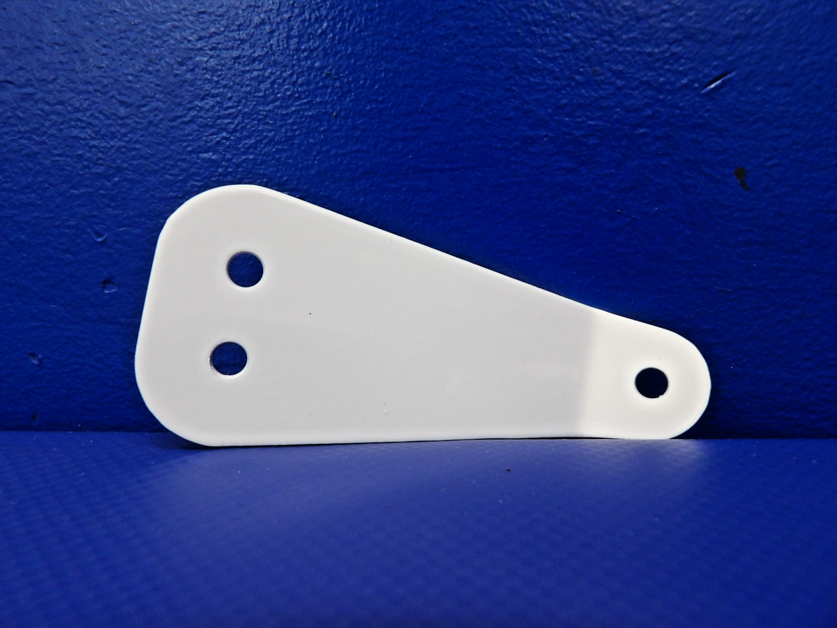 Cirrus SR20 Aft OTBD Exhaust Bracket P/N 20155-008 NOS (0426-1413)0