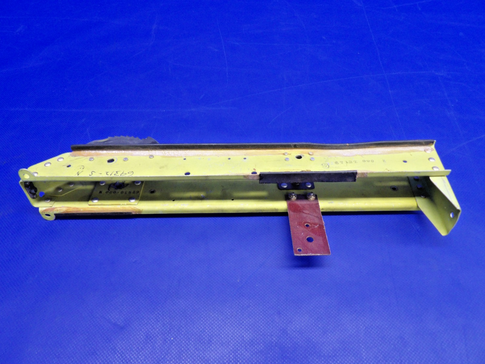Piper PA-28 Parking Hand Brake Support Channel P/N 67137-00 (0426-1315)6