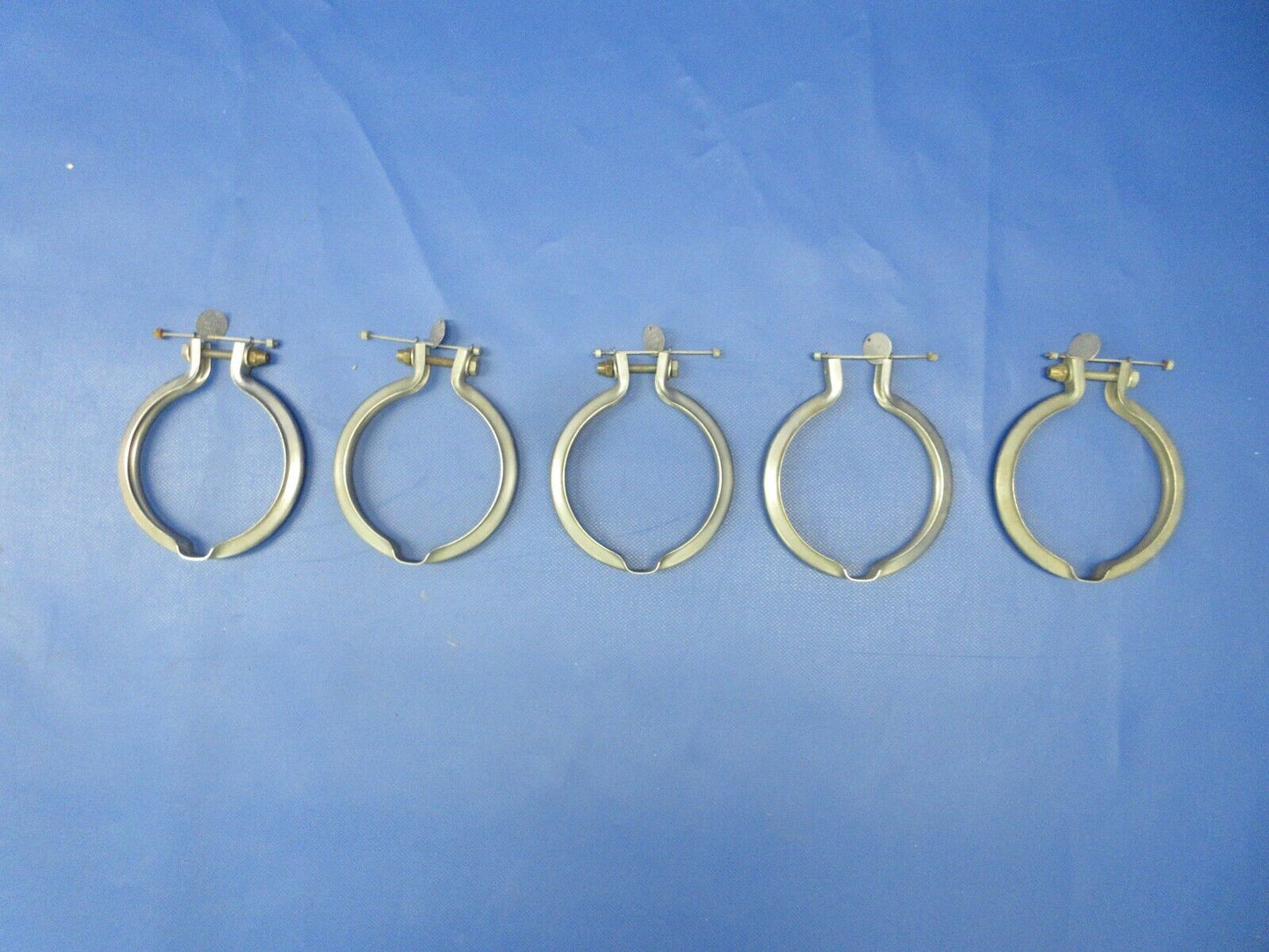 Piper Exhaust Clamp P/N 556-962 LOT OF 5 NOS (0324-672)