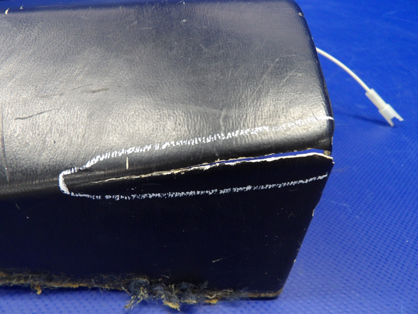 Piper PA-31T1 Cheyenne Fuel Control Panel Cover P/N 51472-02 (0626-1325)6