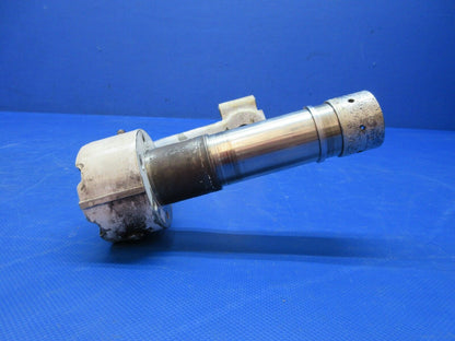 Piper PA-34-200T Seneca II Main Gear Strut, Fork & Axle P/N 67037-06(0924-1410)