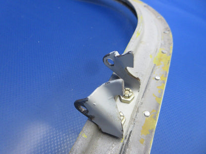 Beech 95 / D95A Travel Air Cabin Center Window Assy LH 35-410291-146 (0424-654)