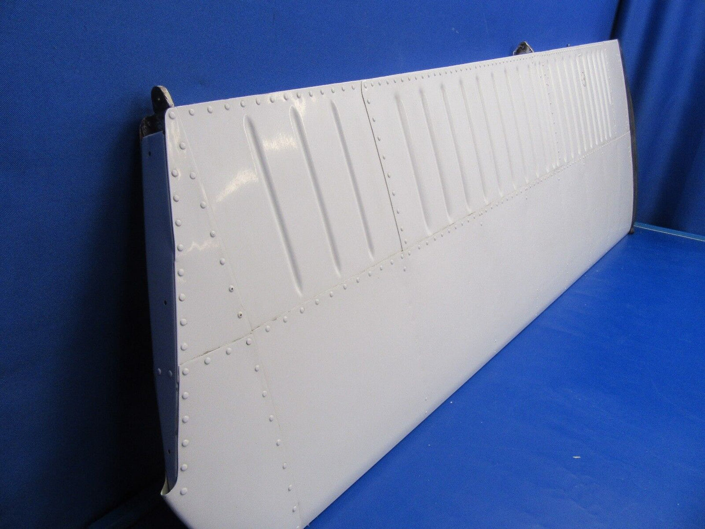 Beech Baron E55 Horizontal Stabilizer RH P/N 96-620005-624 (0118-181)