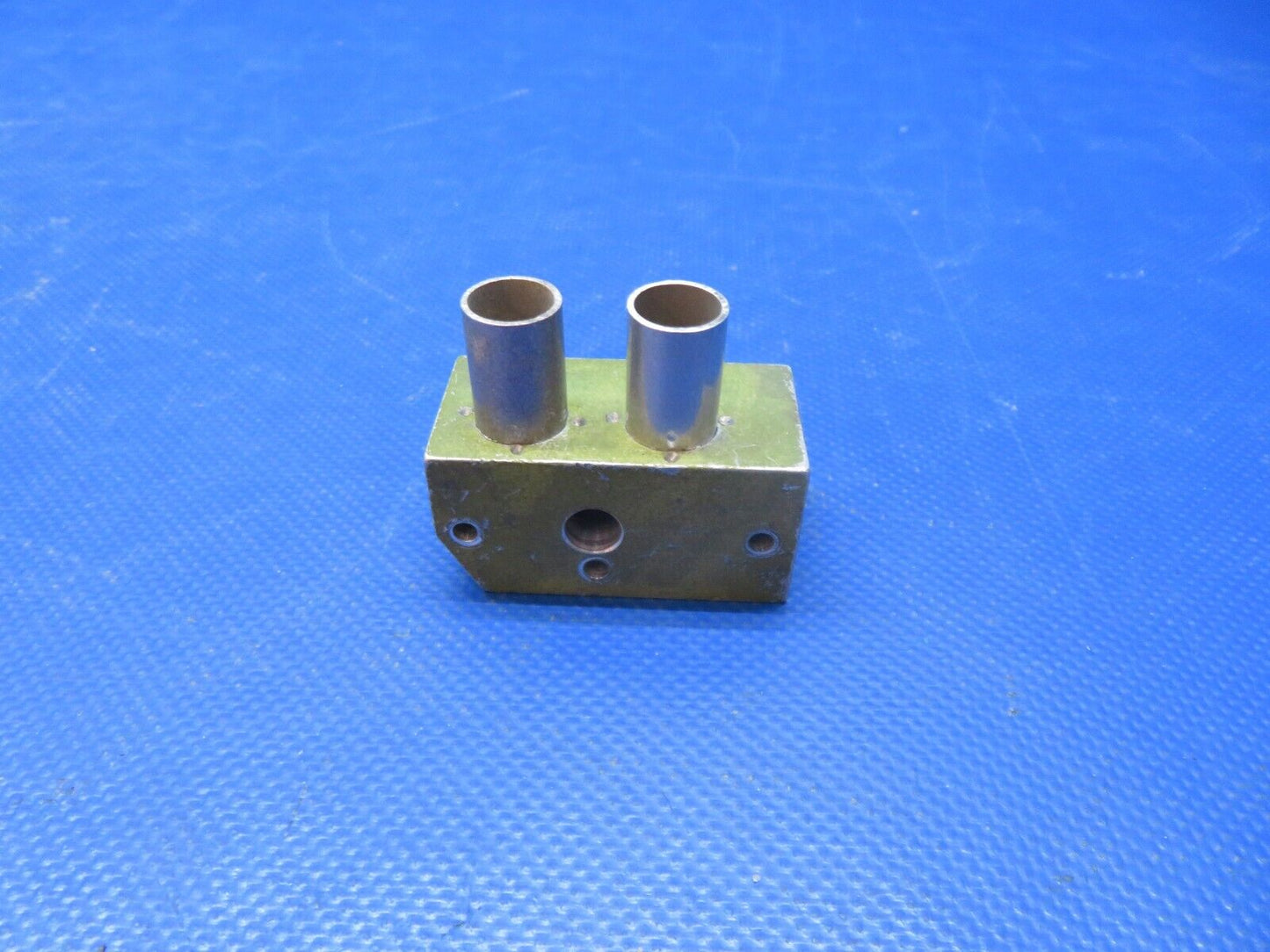 Piper PA-32RT Hydraulic Pressure Vacuum Head Block Heated 67743-002 (1024-177)
