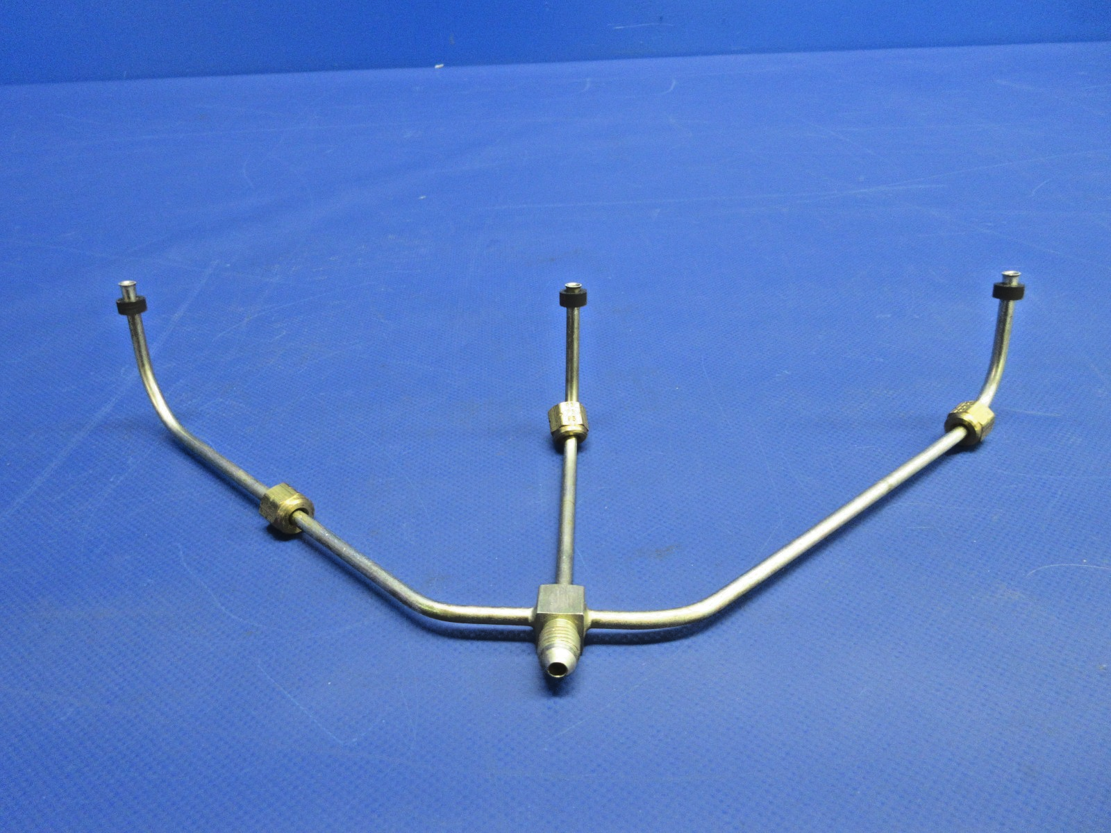 Continental Manifold Drain Tube P/N 642580 NOS (0426-763)9