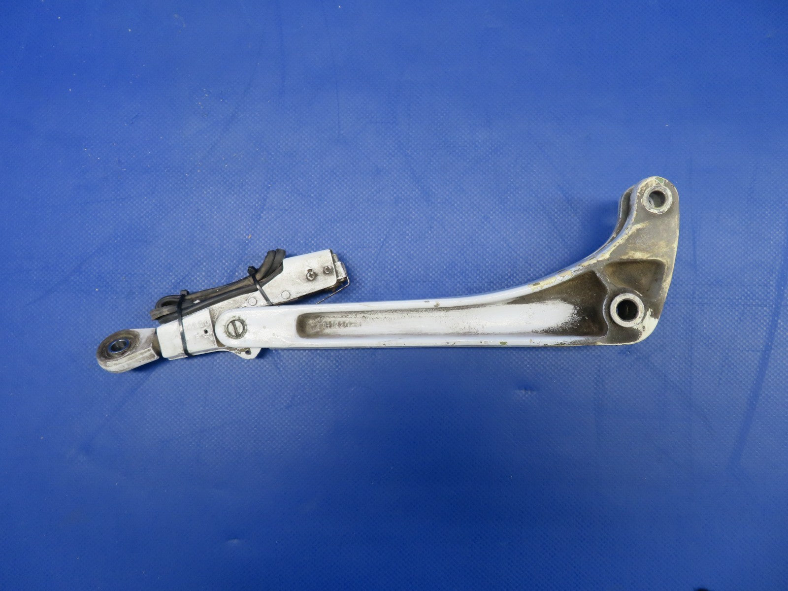Cessna 421 LH Main Gear Retraction Bellcrank P/N 5041001-1 (0726-421)8