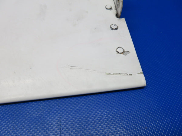 Piper PA-34-200T Seneca II RH Stabilator Trim Tab 95864-01 (0524-1724)