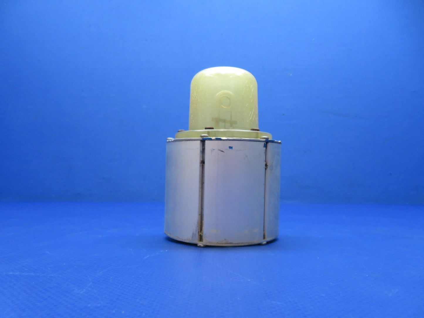 Cessna 421 Universal Corp. Flight Strobe 28v P/N 4400 TESTED (0326-173)5