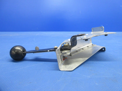 Piper PA-32RT-300T Lance II Cowl Flap Lever Pivot Assy P/N 98548-02 (0924-946)