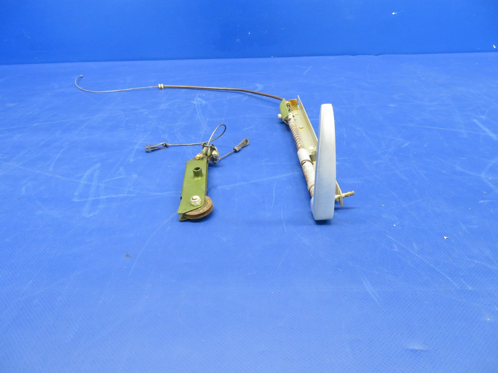 Cessna 172M Parking Brake Handle & Bellcrank P/N 0813150-55 (0826-411)5