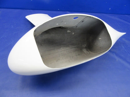 Cirrus SR20 RH Wheel Pant / Fairing P/N 18137-004 (0326-56)9