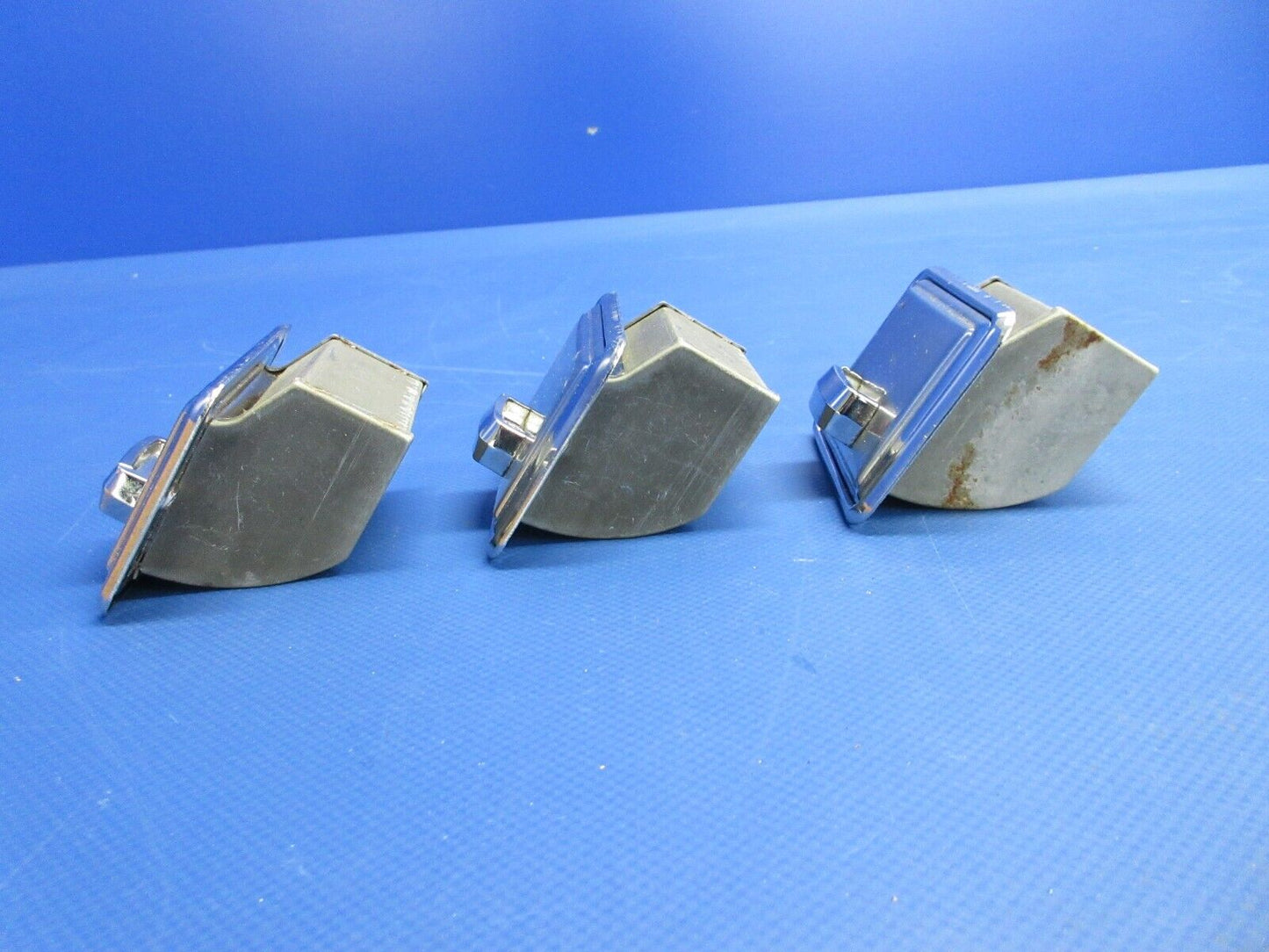 Bellanca 17-30A Viking Ash Receiver Tray LOT OF 3 (0524-1930)