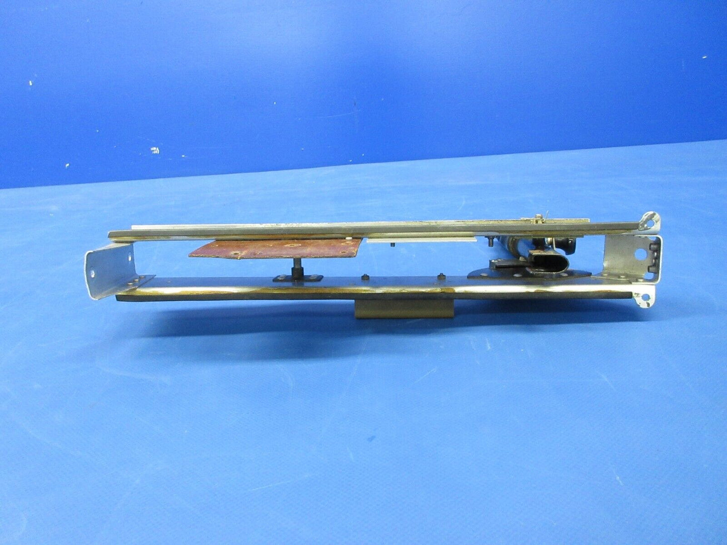 Piper PA-32RT-300T Hand Brake Support Channels & Handle P/N 63357-00 (0924-2097)