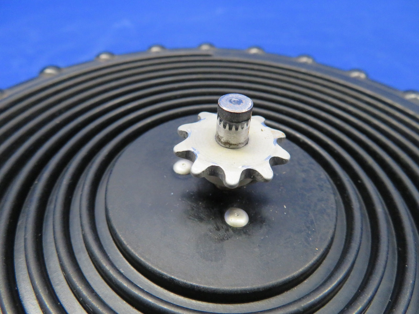 Cessna 172M Elevator Trim Wheel & Indicator P/N 0713642-1 (0826-409)7