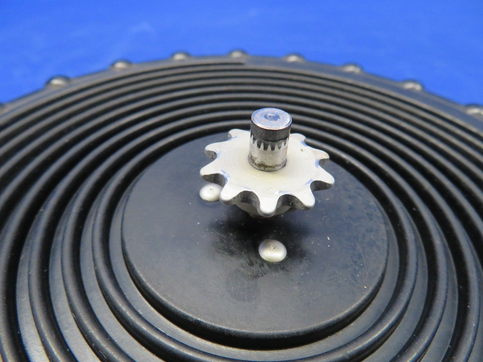 Cessna 172M Elevator Trim Wheel & Indicator P/N 0713642-1 (0826-409)7