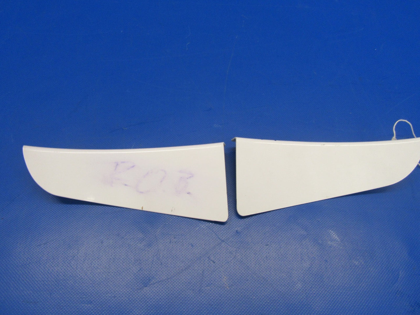 Beech Baron D55 Micro Aerodynamics Vortex Generator Strakes ONE PAIR (0917-131)1
