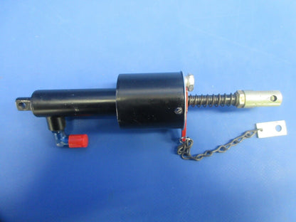 Bellanca 17-31A Viking Pilot Side Master Cylinder Assy P/N VH5-750 (0924-785)