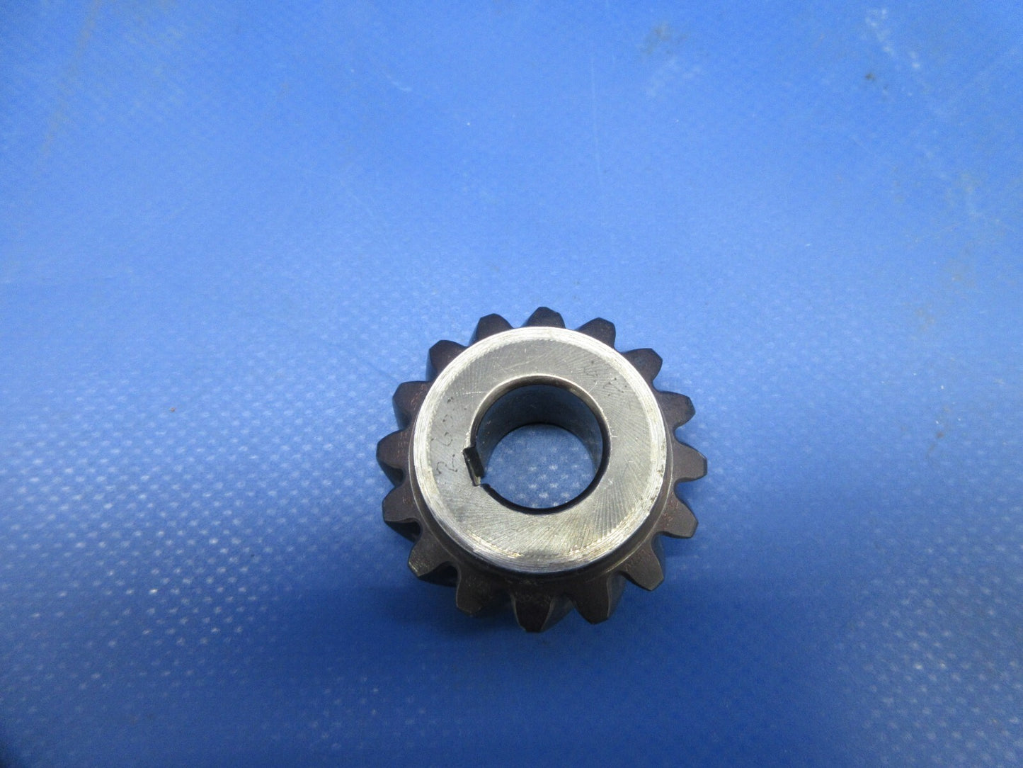 Bell 47J-2 Helicopter Tail Rotor Drive Bevel Gear P/N 47-645-232-1 (1124-909)1