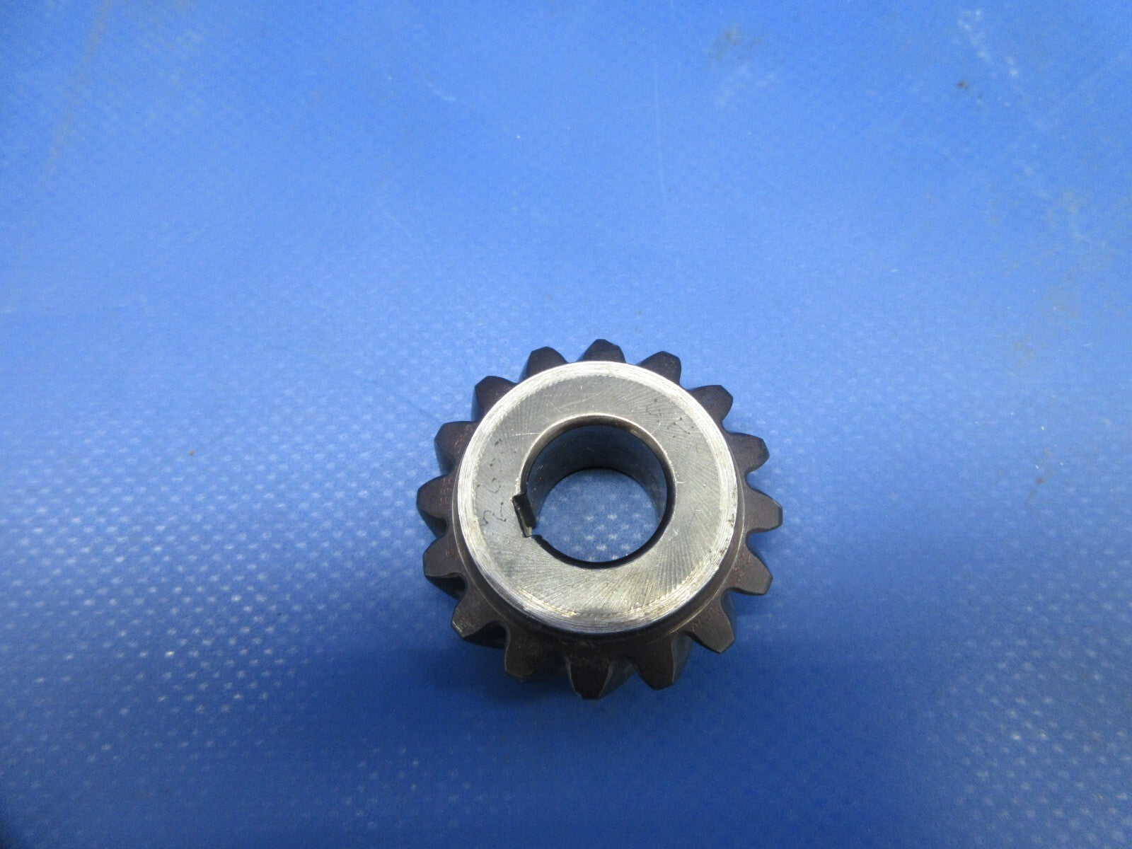 Bell 47J-2 Helicopter Tail Rotor Drive Bevel Gear P/N 47-645-232-1 (1124-909)1