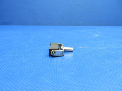 McCauley Bearing Assy / Brush Block P/N B-5121 NOS (0824-1722)