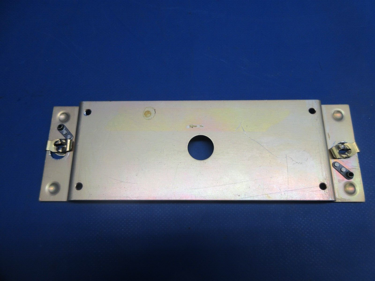 Piper Lance S-Tec Auto Pilot Bracket P/N 64B112-1 (0924-927)