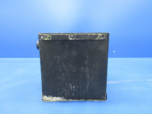 Beech 95 / D95A Travel Air Battery Box Assy & Lid P/N 95-410006-610 (0524-2022)