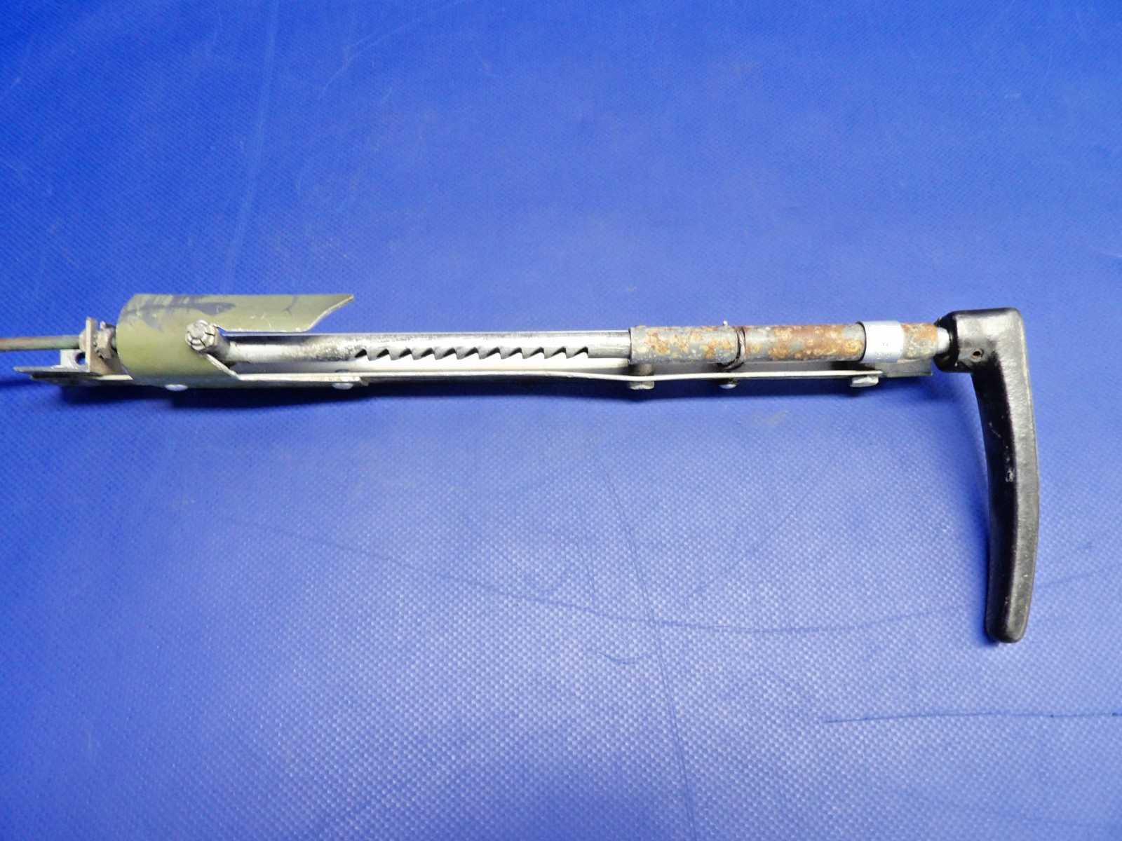 Cessna 172 / 172G Parking Brake Handle P/N 0813150-55 (0326-1262)4