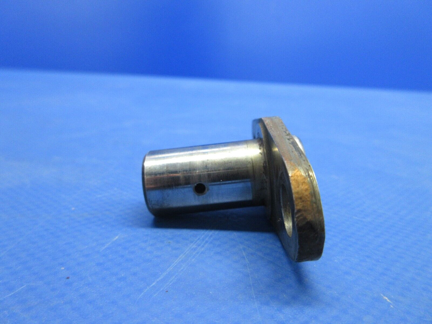 Lycoming IO-360-AIB6 Crankshaft Idler Gear Shaft P/N LW-13796 (0624-993)