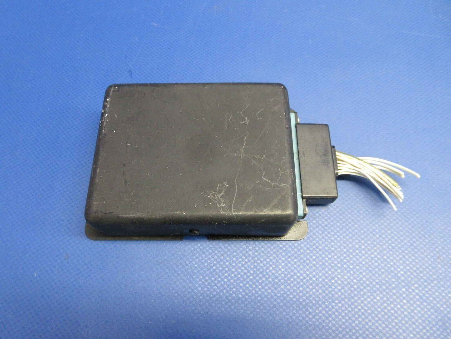 King KA-57 Autopilot Adapter P/N 071-0017-00 (0524-1927)
