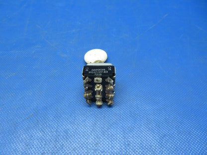 Bellanca 17-31A Viking Landing Gear Switch P/N MS25127-E3 TESTED (1024-173)