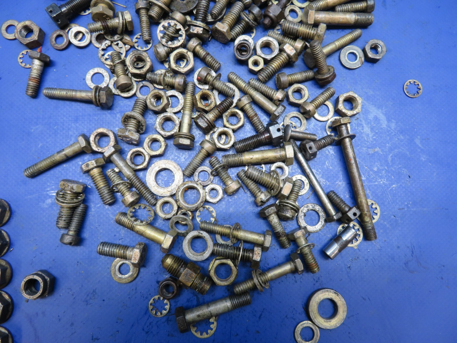 Continental IO-470-U Engine Hardware LOT (0326-1811)12
