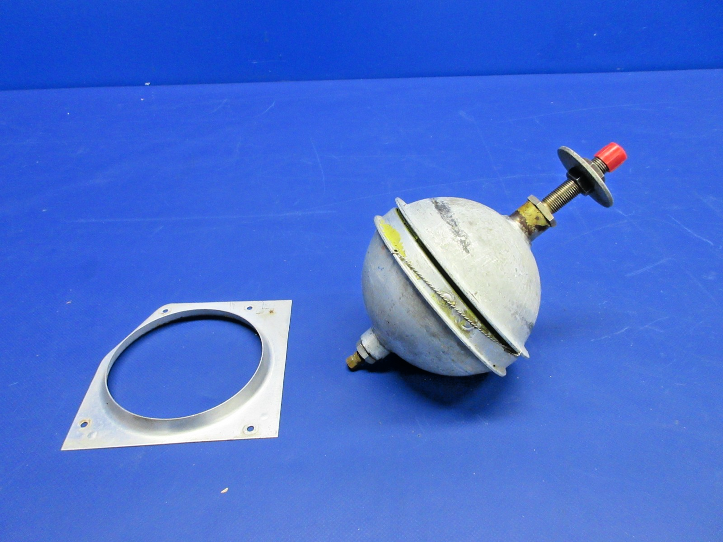 Beech 58 Baron Propeller Governor Accumulator P/N 96-960011-13 (0326-778)2