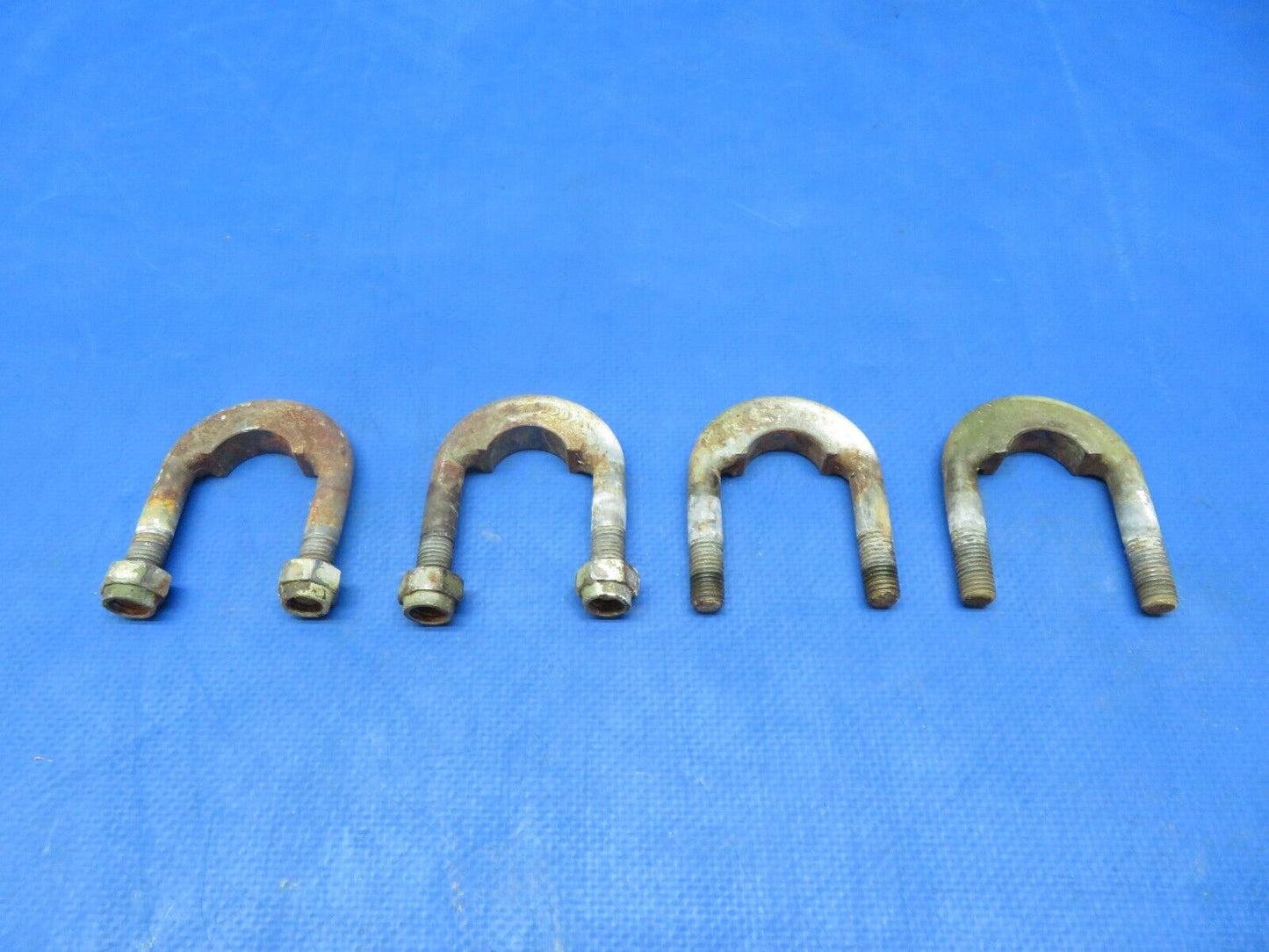 Early Cessna 310 / 310B Clamp Assy MG Attach P/N 0841000-6 LOT OF 4 (1223-181)