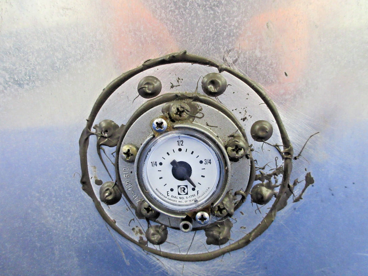 Vans RV-12 20 Gallon Fuel Tank (0526-2038)1