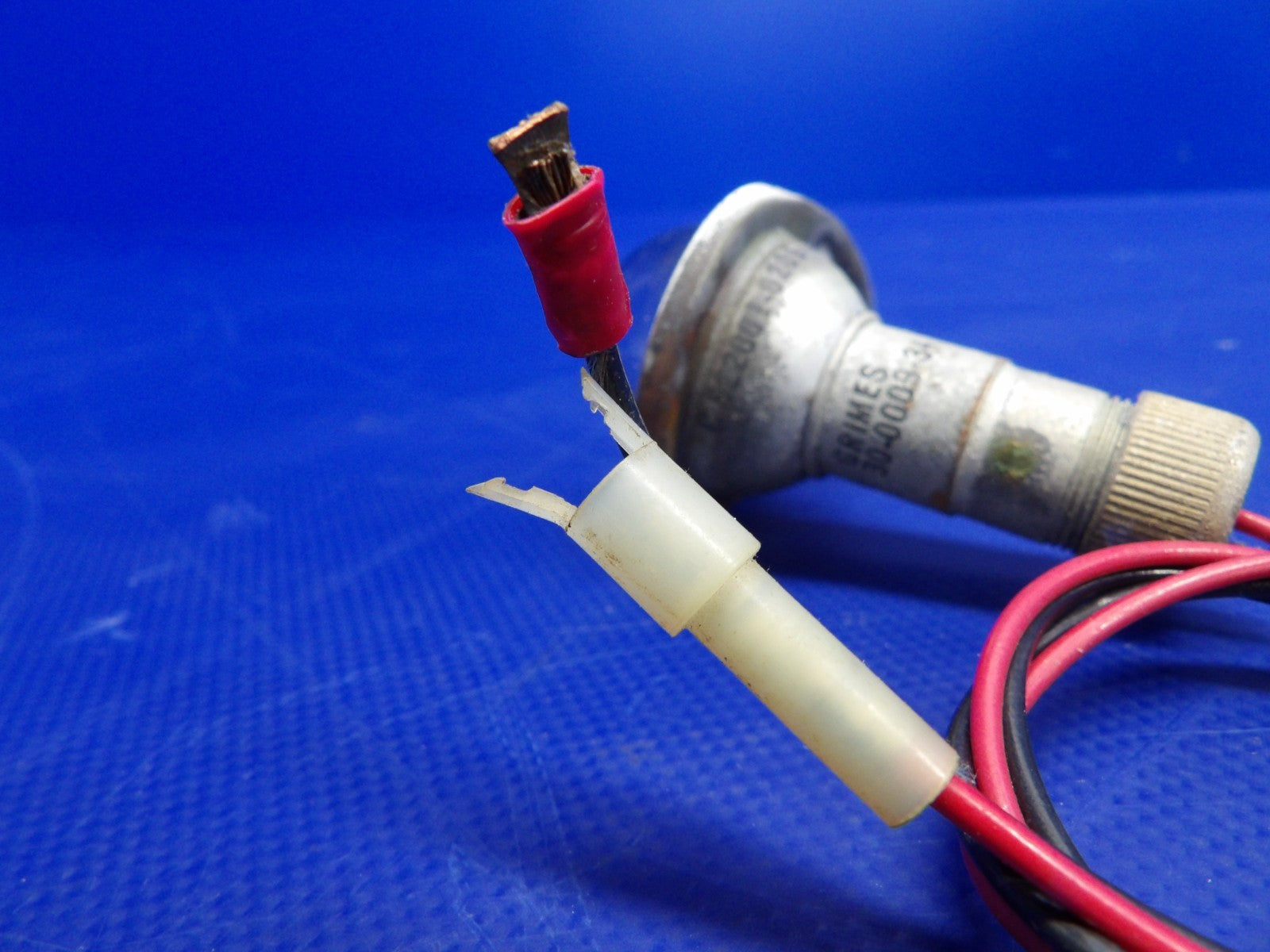Cessna Grimes RH& Tail Position Light P/N C622001-0401(-0201) TESTED (0626-1432)7