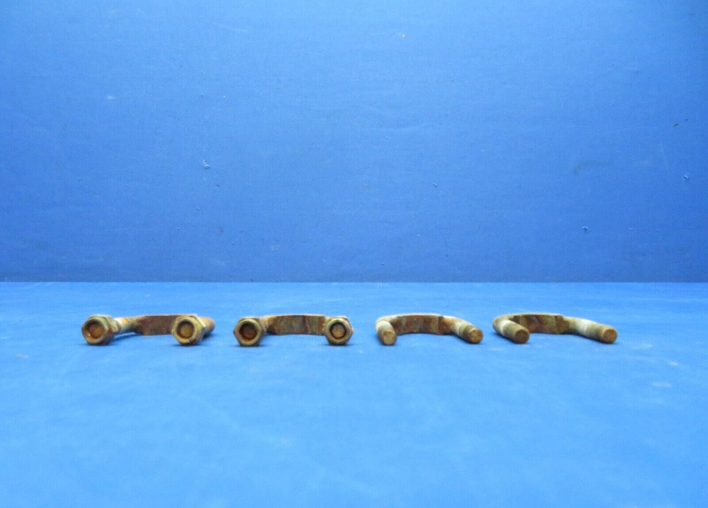 Early Cessna 310 / 310B Clamp Assy MG Attach P/N 0841000-6 LOT OF 4 (1223-181)