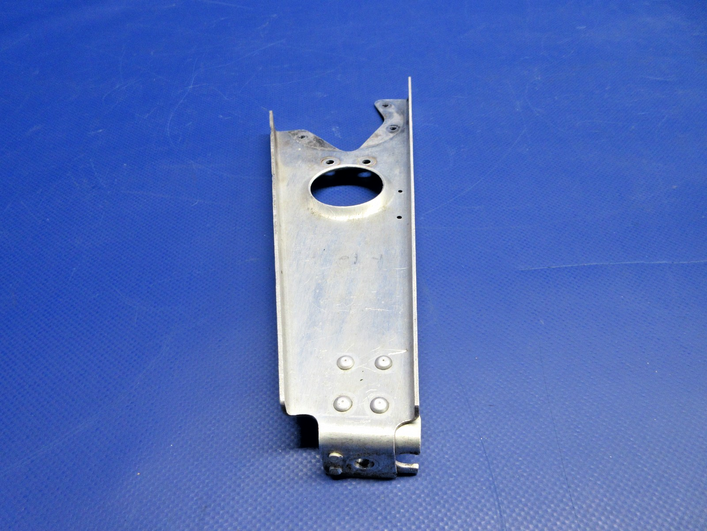 Beech D95A Travel Air LH Engine Controls Bracket P/N 95-940000-43 (0326-918)6