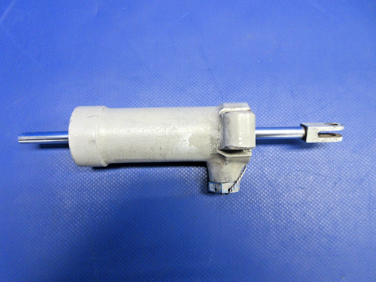 Cessna 310 Shimmy Dampener P/N 0842410-2 (0626-869)1